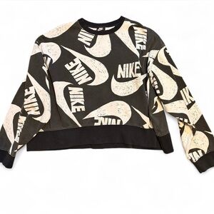Nike Women's Black and White Crewneck Sweatshirt 3X